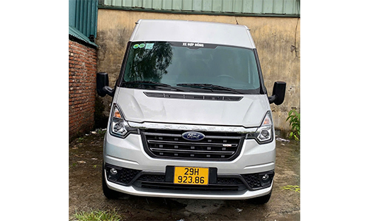 Xe cưới 16 chỗ - Ford transit